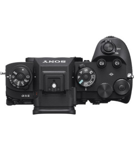 Sony a9 III Mirrorless Camera with 16-35mm f/2.8 II Lens and Performance Kit