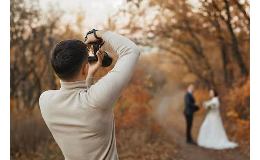 Best Lenses for Wedding & Event Photography in 2026